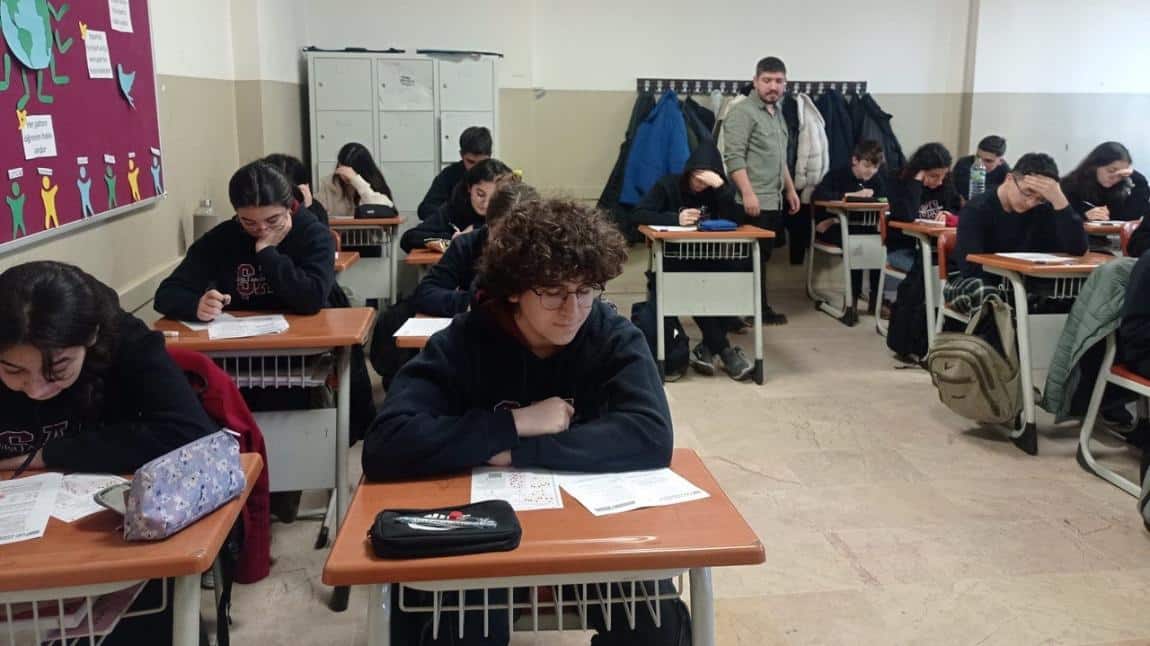Türkiye Geneli 9. Sınıf Matematik ve Edebiyat Sınavımızı Gerçekleştirdik.